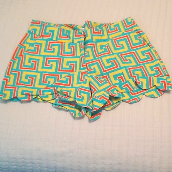 crown & ivy Pants - Women's Size 6 Crown & Ivy Shorts